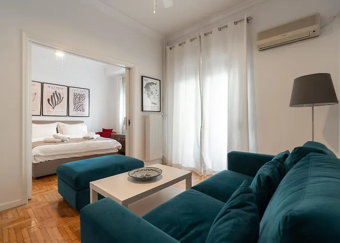 Artistic Elegance Apartment In Athens-Pagrati