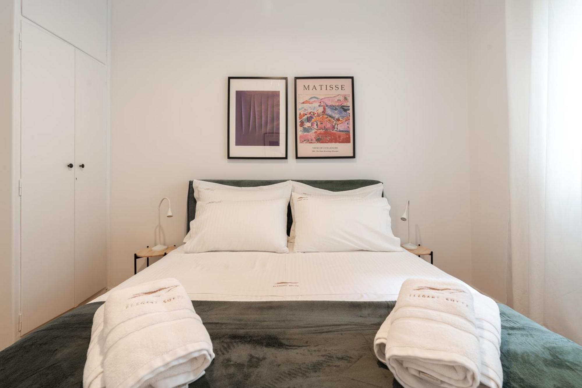 Artistic Elegance In Athens-pagrati * Athens