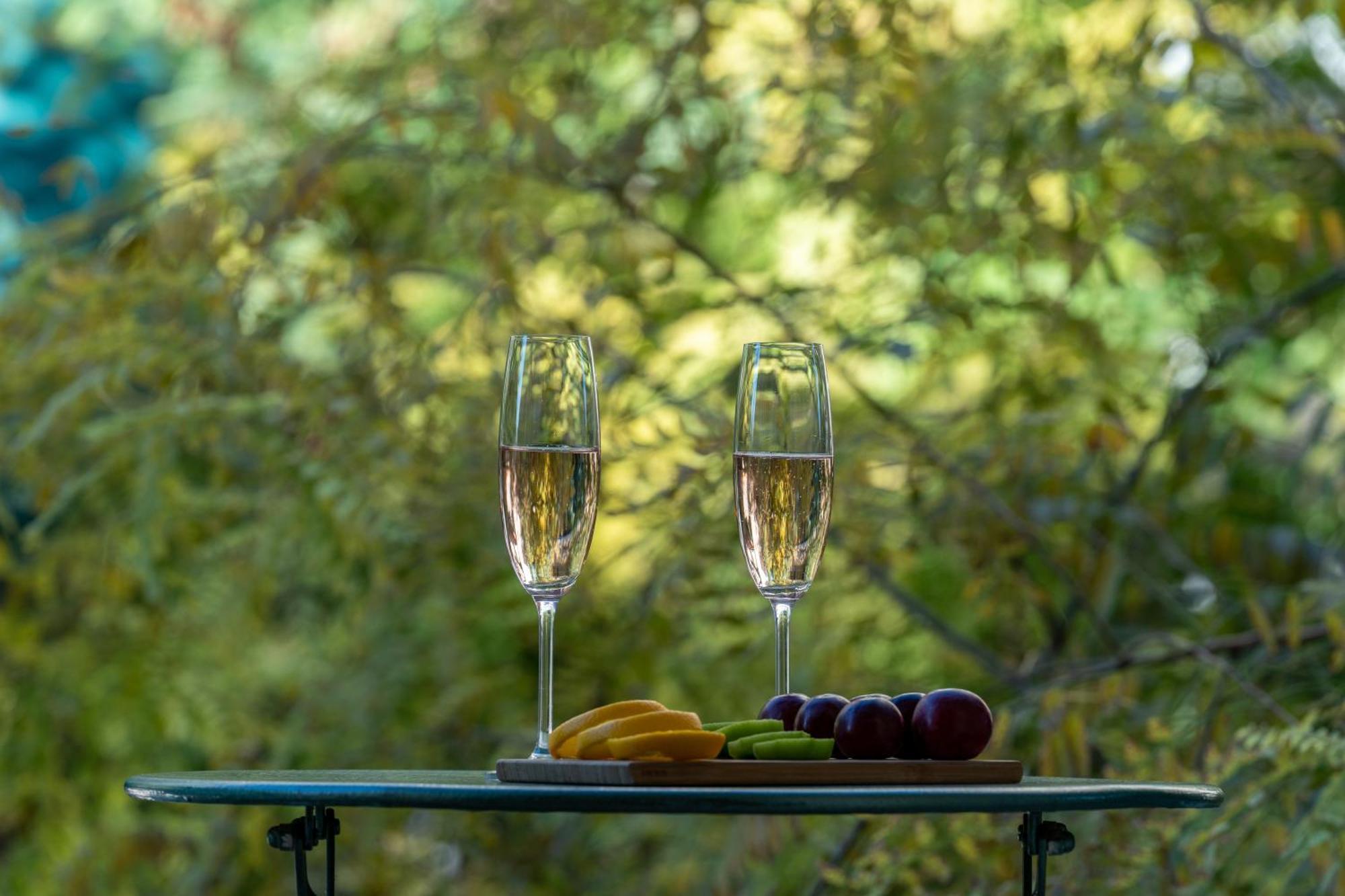 Apartment Artistic Elegance In Athens-pagrati *